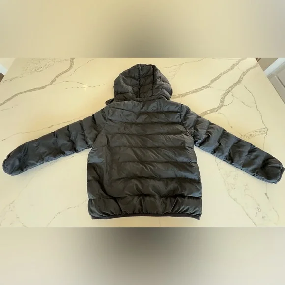 2 Puffer Jackets Size 9-10 - Picture 3 of 7